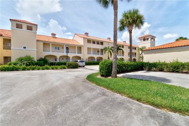 This delightful ground floor condo is the perfect getaway to on Grand Harbor Golf and Country Club in Florida - for sale on GolfHomes.com, golf home, golf lot