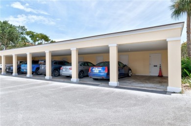 This delightful ground floor condo is the perfect getaway to on Grand Harbor Golf and Country Club in Florida - for sale on GolfHomes.com, golf home, golf lot