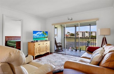 Sophisticated living space with a golf course view for a on High Point Country Club in Florida - for sale on GolfHomes.com, golf home, golf lot