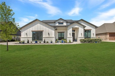 Move-In Ready! Experience lake life at its finest in this on The Golf Club at Resort Eagle Mountain Lake in Texas - for sale on GolfHomes.com, golf home, golf lot