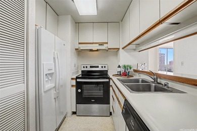 City Convenience meets resort-style living at Plaza Landmark on Honolulu Country Club in Hawaii - for sale on GolfHomes.com, golf home, golf lot