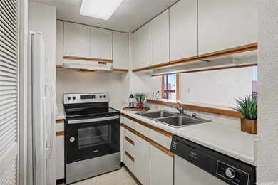 City Convenience meets resort-style living at Plaza Landmark on Honolulu Country Club in Hawaii - for sale on GolfHomes.com, golf home, golf lot