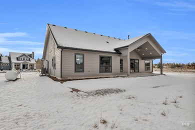 Welcome to your dream home in McCall, Idaho inside of Lick Creek on McCall Municipal Golf Course in ID - for sale on GolfHomes.com, golf home, golf lot