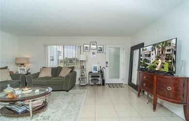 Updated 1BR/1.1/2 BA Condo in meticulously maintained Normandy D on  in Florida - for sale on GolfHomes.com, golf home, golf lot