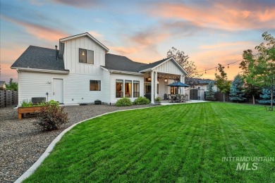 Stunning luxury home in Meridian's premier SpurWing Country Club on SpurWing Country Club in Idaho - for sale on GolfHomes.com, golf home, golf lot