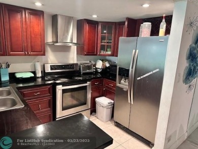 Large 1 Bedroom /1 & 1/2 Baths in a gated community! This well on Inverrary Country Club in Florida - for sale on GolfHomes.com, golf home, golf lot