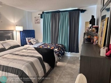 Large 1 Bedroom /1 & 1/2 Baths in a gated community! This well on Inverrary Country Club in Florida - for sale on GolfHomes.com, golf home, golf lot