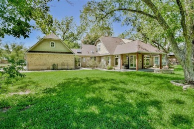 Don't miss seeing this impressive, 5 bedroom, custom-built home on Pecan Plantation Country Club in Texas - for sale on GolfHomes.com, golf home, golf lot