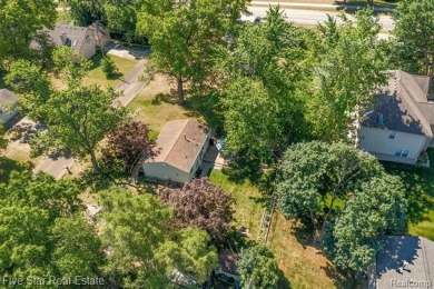 Fantastic Move-In-Ready Ranch Style Bungalow Home.  Many on Twin Beach Country Club in Michigan - for sale on GolfHomes.com, golf home, golf lot