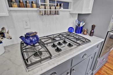 Perhaps the 2nd oldest home in Summerville, the historic on Miler Country Club in South Carolina - for sale on GolfHomes.com, golf home, golf lot