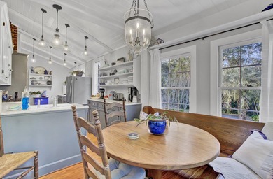 Perhaps the 2nd oldest home in Summerville, the historic on Miler Country Club in South Carolina - for sale on GolfHomes.com, golf home, golf lot