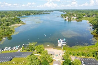 Fantastic Move-In-Ready Ranch Style Bungalow Home.  Many on Twin Beach Country Club in Michigan - for sale on GolfHomes.com, golf home, golf lot