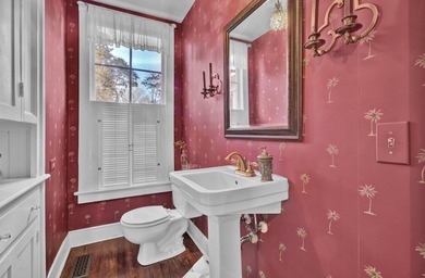 Perhaps the 2nd oldest home in Summerville, the historic on Miler Country Club in South Carolina - for sale on GolfHomes.com, golf home, golf lot