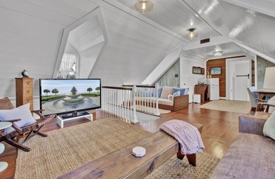 Perhaps the 2nd oldest home in Summerville, the historic on Miler Country Club in South Carolina - for sale on GolfHomes.com, golf home, golf lot