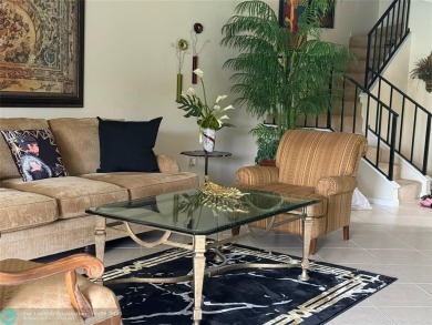 Welcome to this light and bright 2 bedroom, 2.5 bath condo in on Boca Lago Golf and Country Club in Florida - for sale on GolfHomes.com, golf home, golf lot