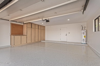 E X Q U I S I T E Golf Course Residence. Inside, you'll find a on Briarwood Country Club in Arizona - for sale on GolfHomes.com, golf home, golf lot