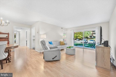 Welcome home to this bright and spacious 3-bedroom, 2-bath patio on Leisure World Golf Club in Maryland - for sale on GolfHomes.com, golf home, golf lot