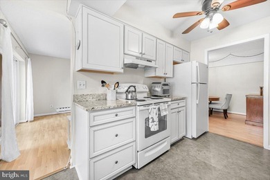 Welcome home to this bright and spacious 3-bedroom, 2-bath patio on Leisure World Golf Club in Maryland - for sale on GolfHomes.com, golf home, golf lot