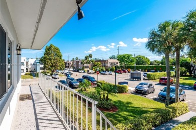 Beautiful 2 Bedroom 2 Bath this second floor condo in the highly on Kings Point Golf -Flanders Way in Florida - for sale on GolfHomes.com, golf home, golf lot