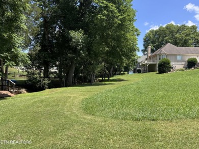 CLUB MEMBERSHIP OPTIONAL! This beautiful  waterfront access home on Rarity Bay Country Club - Loudon in Tennessee - for sale on GolfHomes.com, golf home, golf lot