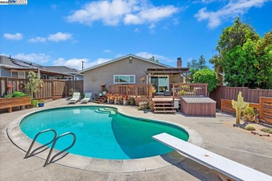 Gorgeous custom built home in the Proctor School area with large on Willow Park Golf Course in California - for sale on GolfHomes.com, golf home, golf lot
