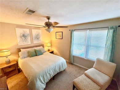 Very cool living in the very well manicured community of Las on Chesapeake Golf Club in Virginia - for sale on GolfHomes.com, golf home, golf lot