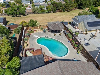 Gorgeous custom built home in the Proctor School area with large on Willow Park Golf Course in California - for sale on GolfHomes.com, golf home, golf lot