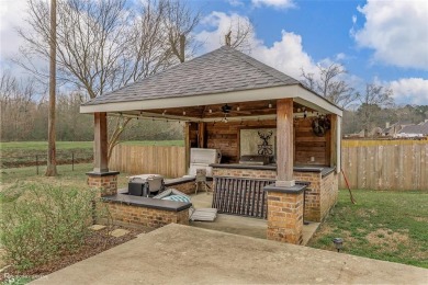 Beautiful home in the beautiful Forest Hills neighborhood. This on Eastland Country Club in Louisiana - for sale on GolfHomes.com, golf home, golf lot