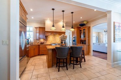 Eden Isle home on 2 lots!  Built in 2005 by the Hilton Roberson on Red Apple Inn and Country Club in Arkansas - for sale on GolfHomes.com, golf home, golf lot