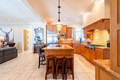 Eden Isle home on 2 lots!  Built in 2005 by the Hilton Roberson on Red Apple Inn and Country Club in Arkansas - for sale on GolfHomes.com, golf home, golf lot