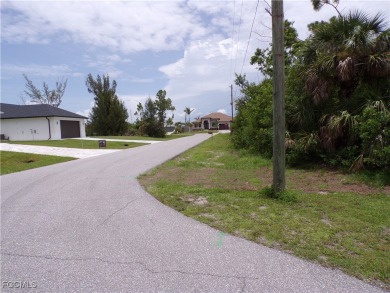 This lot is on a quiet street that would be a great place to on Rotonda Golf and Country Club - Long Marsh  in Florida - for sale on GolfHomes.com, golf home, golf lot