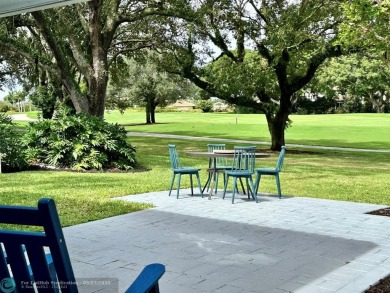 Prime Broken Sound Country Club Residence!
Elegant 3+ bedroom on Broken Sound Golf and Club  in Florida - for sale on GolfHomes.com, golf home, golf lot