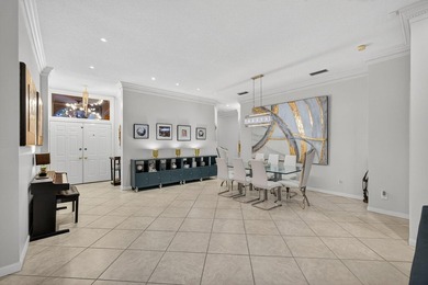 BEAUTIFUL POOL HOME ON SPECTACULAR OVERSIZED CORNER LOT! This on Bear Lakes Country Club in Florida - for sale on GolfHomes.com, golf home, golf lot