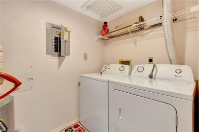 This lovely 3 bedroom, 2 bath, rarely available, condo has it on Hibiscus Golf Club in Florida - for sale on GolfHomes.com, golf home, golf lot