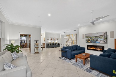 BEAUTIFUL POOL HOME ON SPECTACULAR OVERSIZED CORNER LOT! This on Bear Lakes Country Club in Florida - for sale on GolfHomes.com, golf home, golf lot