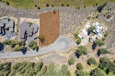 THE finest remaining homesite in Gray's Crossing - and perhaps on The Golf Club At Grays Crossing in California - for sale on GolfHomes.com, golf home, golf lot