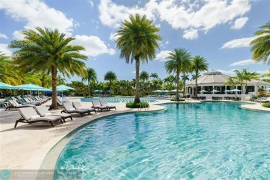 Prime Broken Sound Country Club Residence!
Elegant 3+ bedroom on Broken Sound Golf and Club  in Florida - for sale on GolfHomes.com, golf home, golf lot