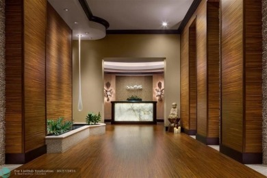 Prime Broken Sound Country Club Residence!
Elegant 3+ bedroom on Broken Sound Golf and Club  in Florida - for sale on GolfHomes.com, golf home, golf lot