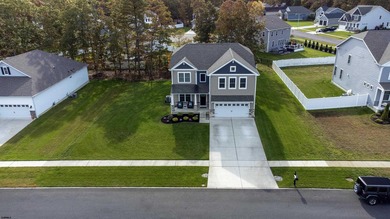 Harbor Pines Beauty! Pristine DR Horton Hadley Model, spacious on Harbor Pines Golf Club in New Jersey - for sale on GolfHomes.com, golf home, golf lot