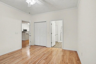 Fantastic three-bedroom, two bath GROUND FLOOR UNIT in Colonial on Palmetto Greens Golf and Country Club in South Carolina - for sale on GolfHomes.com, golf home, golf lot