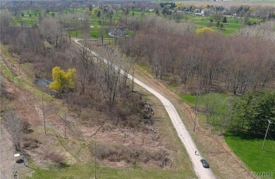 Discover the perfect place to build your dream home on this on Niagara Orleans Country Club in New York - for sale on GolfHomes.com, golf home, golf lot
