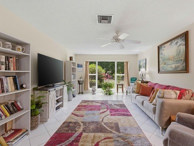 Beautifully updated villa in Palm Greens 55+ community. Home on Villa Del Ray Golf Club in Florida - for sale on GolfHomes.com, golf home, golf lot