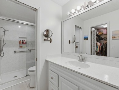 Beautifully updated villa in Palm Greens 55+ community. Home on Villa Del Ray Golf Club in Florida - for sale on GolfHomes.com, golf home, golf lot