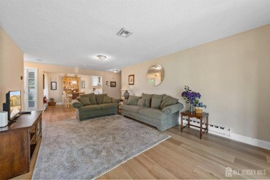 Welcome to Easy Living in the Heart of Clearbrook! Tucked away on Clearbrook Golf Club in New Jersey - for sale on GolfHomes.com, golf home, golf lot