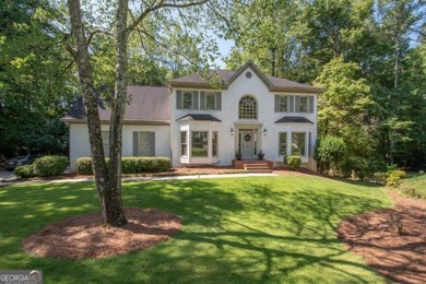 One of the best locations and neighborhoods in south Peachtree on Braelinn Golf Club in Georgia - for sale on GolfHomes.com, golf home, golf lot