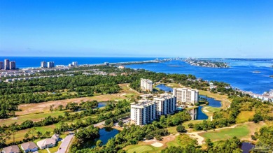 *Luxurious Top-Floor Grandeur: 3/2 Penthouse Suite in Beautiful on Lost Key Golf Club in Florida - for sale on GolfHomes.com, golf home, golf lot