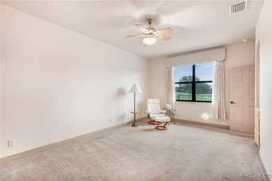 Priced to sell!! Welcome home! This home is super clean and move on Brentwood Farms Golf Club in Florida - for sale on GolfHomes.com, golf home, golf lot