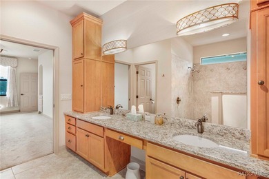 Priced to sell!! Welcome home! This home is super clean and move on Brentwood Farms Golf Club in Florida - for sale on GolfHomes.com, golf home, golf lot