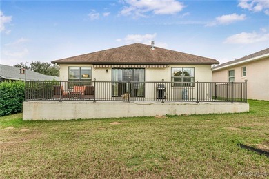 Priced to sell!! Welcome home! This home is super clean and move on Brentwood Farms Golf Club in Florida - for sale on GolfHomes.com, golf home, golf lot