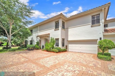 Live the dream in this stunningly beautiful, renovated coach on Parkland Golf Club in Florida - for sale on GolfHomes.com, golf home, golf lot